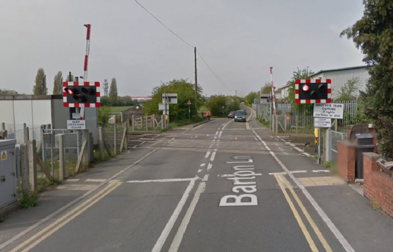 barton,lane,level,crossing,attenborough,beeston